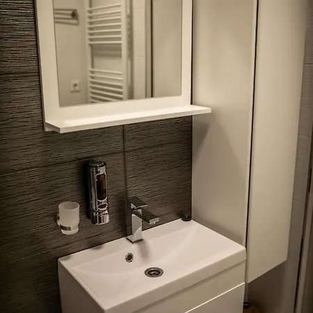 Panorama Superior - Pool, Garden, Parking Διαμέρισμα Balatonalmádi