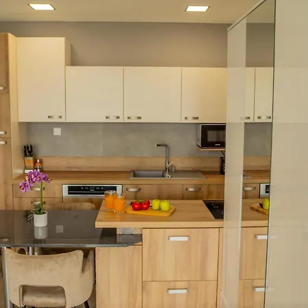 Διαμέρισμα Panorama Superior - Pool, Garden, Parking *