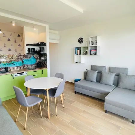 Panorama Superior - Pool, Garden, Parking *